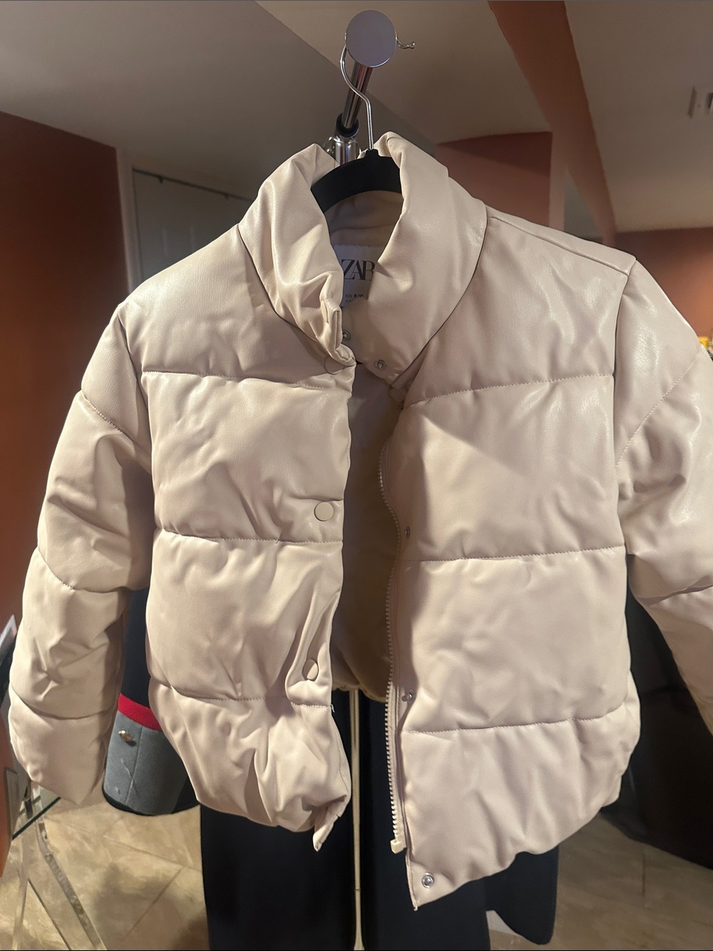 Zara Light Cream Quilted Cropped Puffer